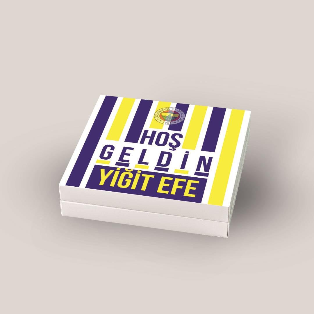 32 Adet Madlen Taraftar Bebek Çikolatası Sarı Lacivert Çizgi Desenli