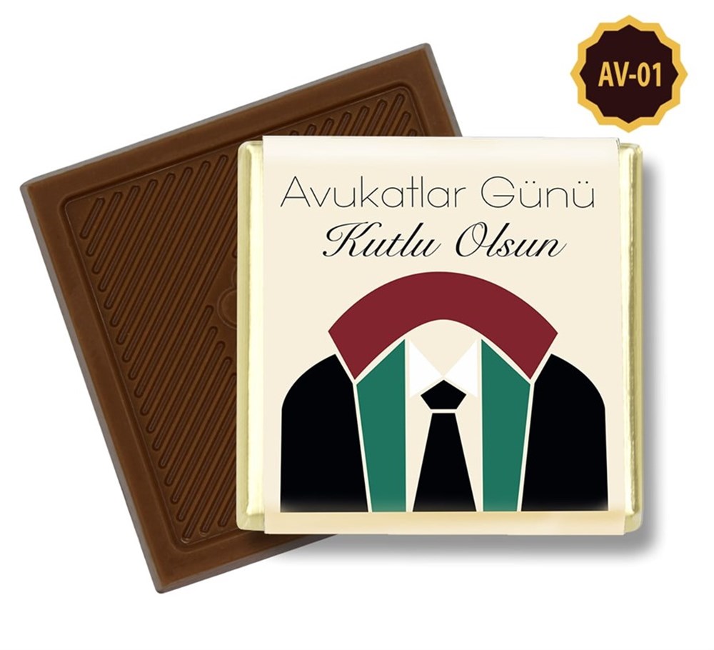 Avukatlar Günü Cübbe Tasarımlı Madlen Çikolata (72 Adet)