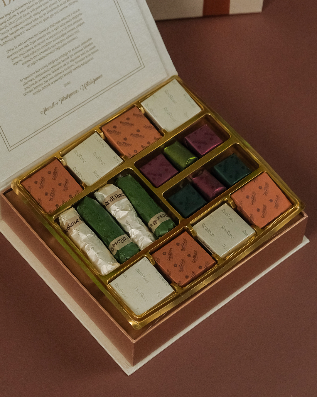 Hediyelik Çikolata Krem Kitapçık Kutu Öğretmenler Günü Hediyesi