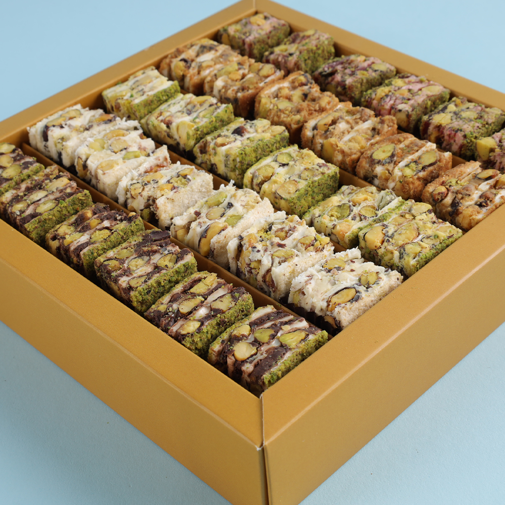 Antep Fıstıklı Baklava Lokum Serisi - Fuşya Kutu