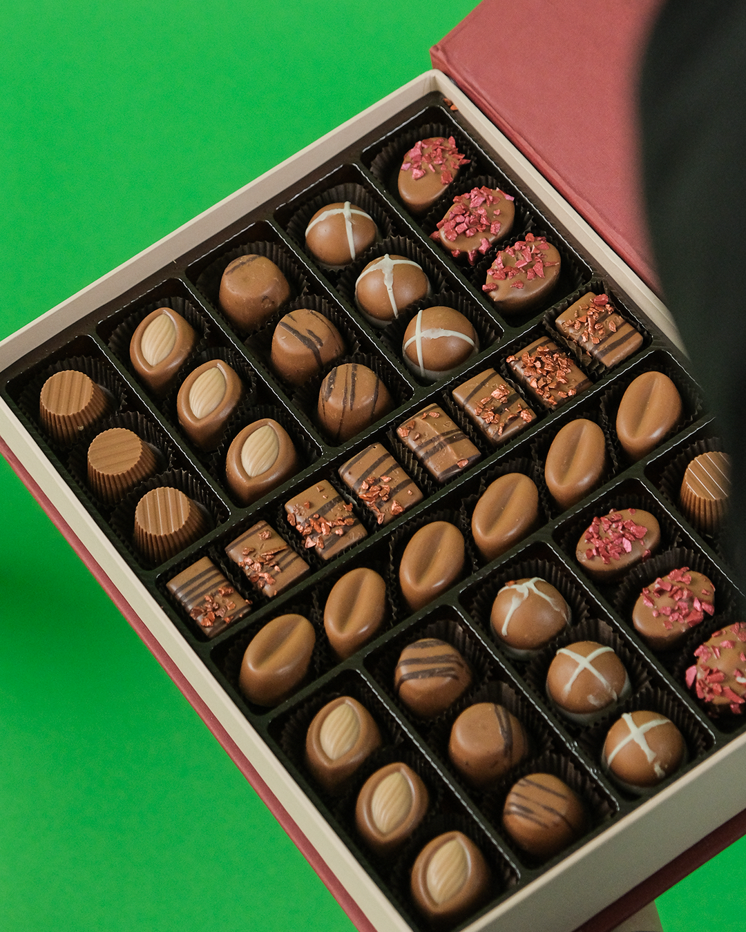 Öğretmenler Günü Hediyesi Special Çikolata Bordo Kitapçık Kutu