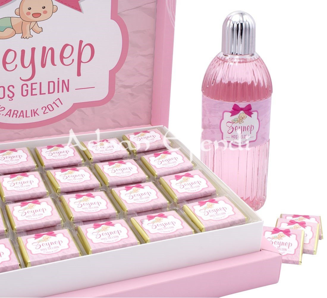 Kız Bebek Çikolatası Kutulu 72 Adet Madlen (Özel Logolu ve Kolonyalı)