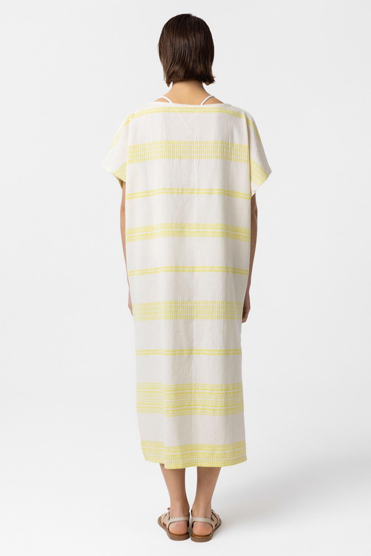  Beyaz Sarı Şile Bezi Püskül Detaylı  Kısa Kollu V yaka Yazlık Astarsız Plaj Pamuklu Elbise