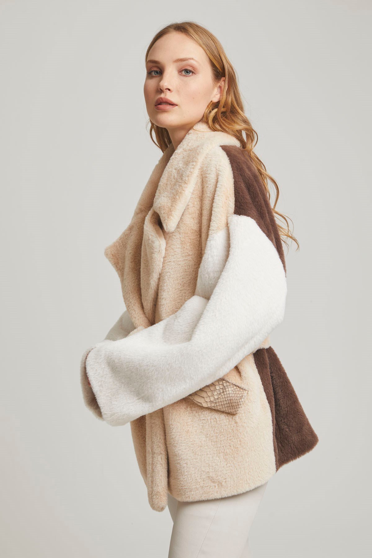 G1003-70 BAYAN KABAN