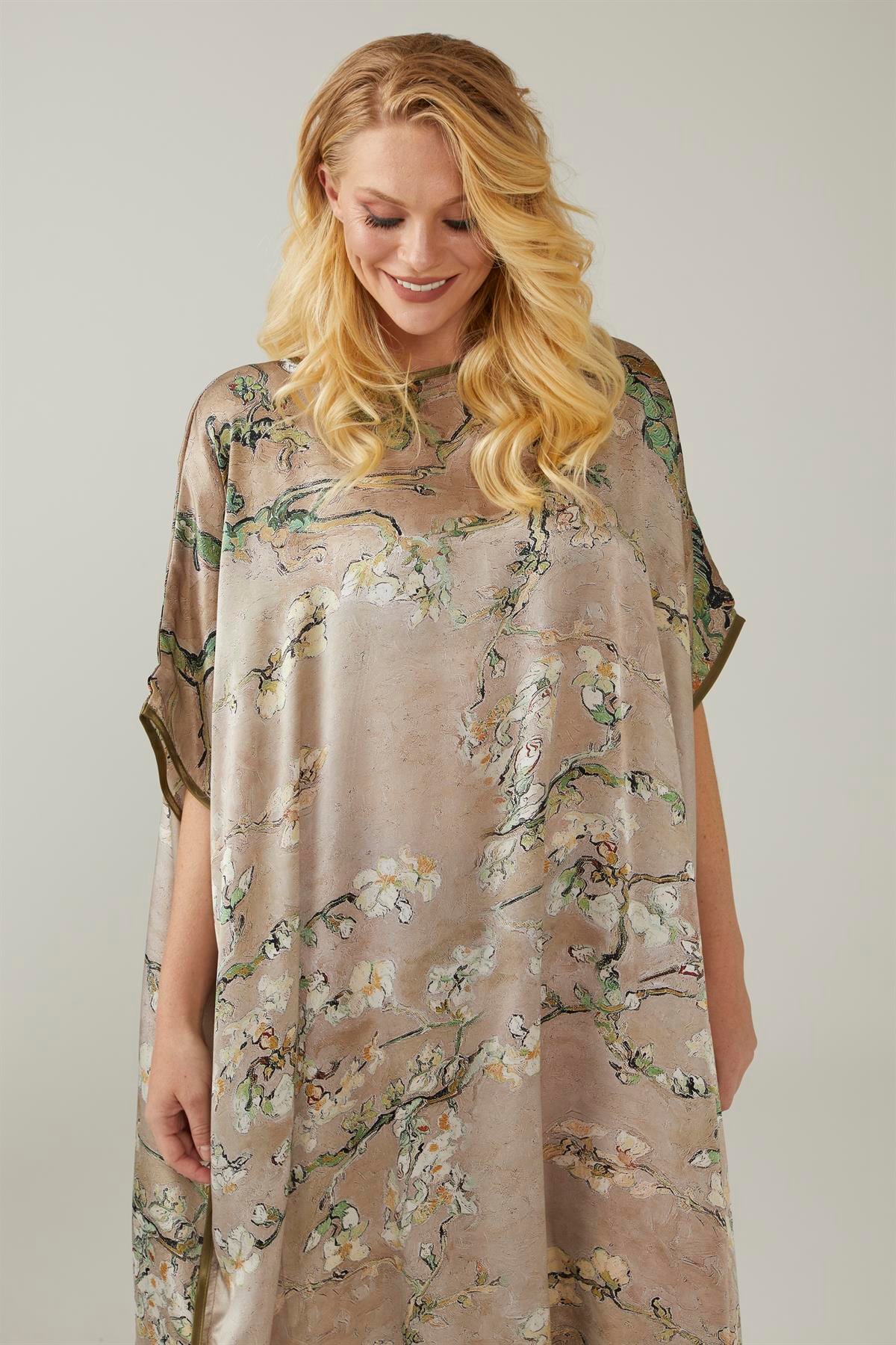 Bej Van Gogh Almond Blossoms Desenli İpek Elbise