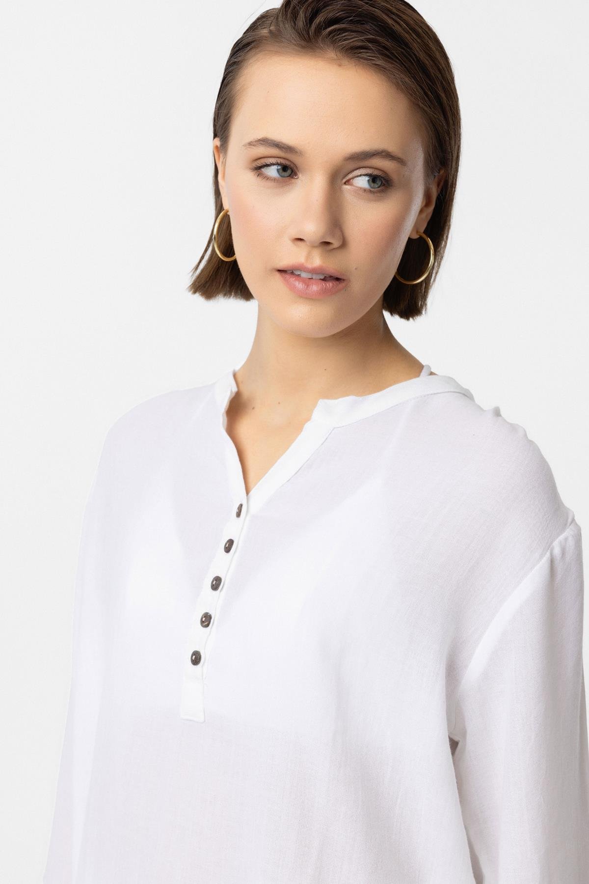 Beyaz Düğmeli Truvakar Kolu Şile Bezi Sıfır Yaka Pamuklu Bluz