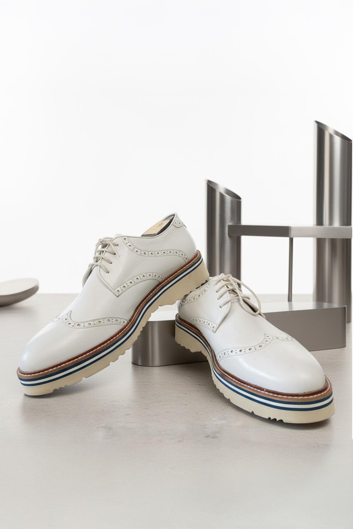 Beyaz Hakiki Deri Kalın Tabanlı Brogue Erkek Ayakkabı
