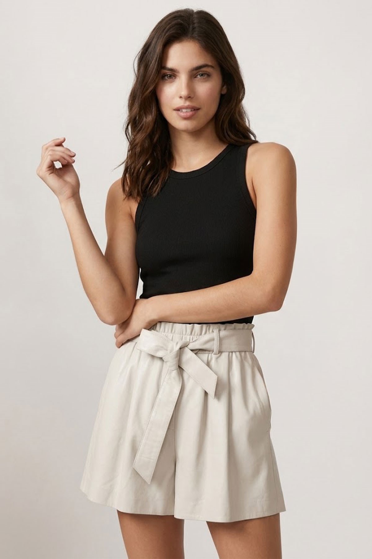 White Belt Detailed Women's Leather Shorts