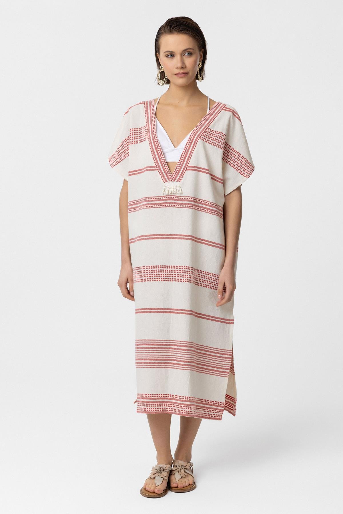 Beyaz Kırmızı Şile Bezi Püskül Detaylı Kısa Kollu V yaka Yazlık Astarsız Plaj Pamuklu Elbise