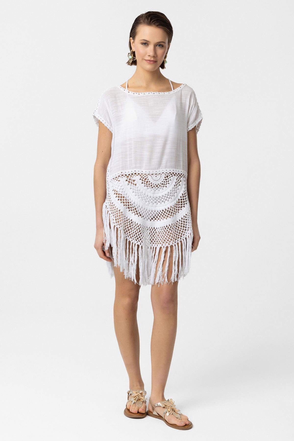 Beyaz Püskül Detaylı Kısa Kollu Örgü Bluz Elbise