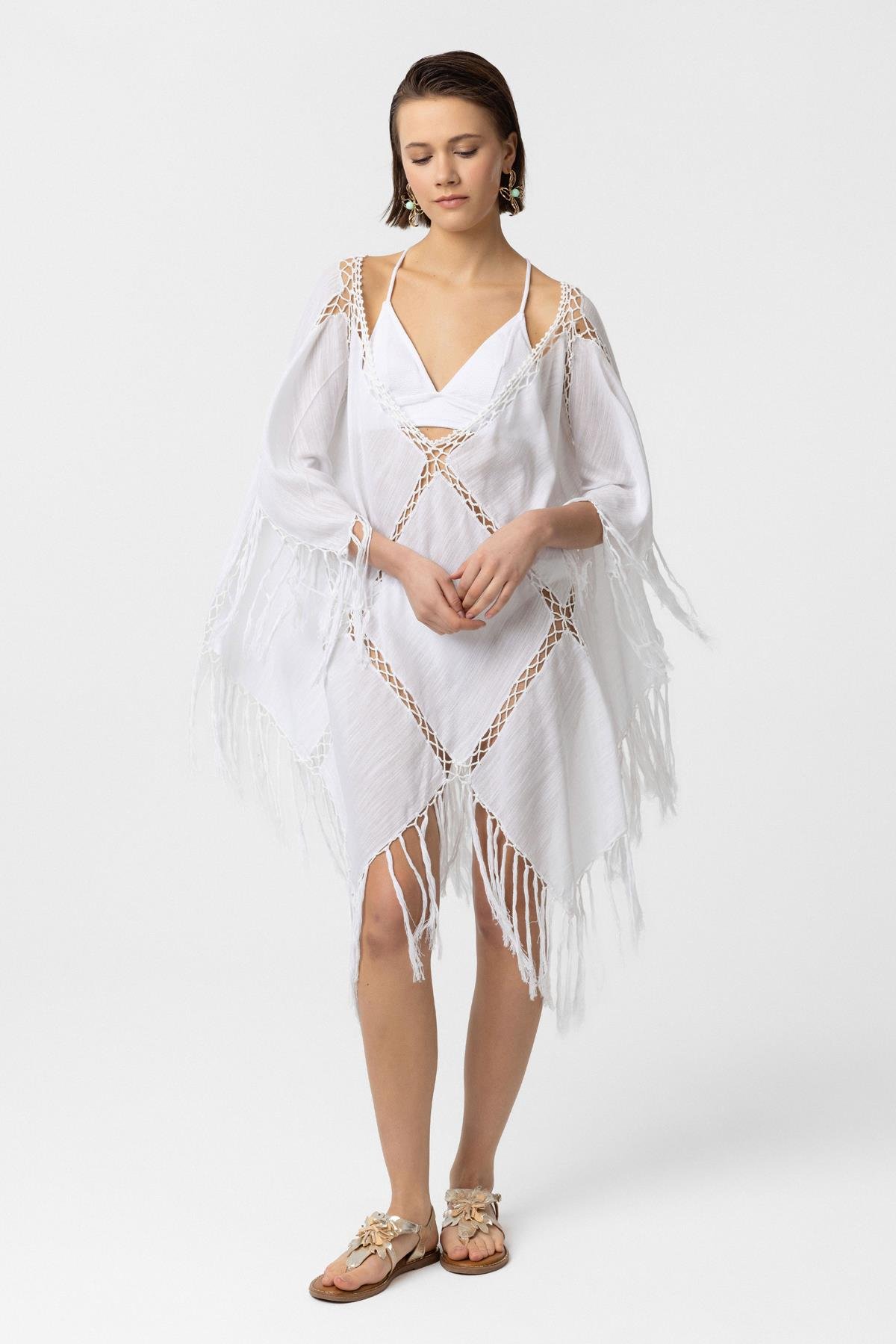 Beyaz Püskül Detaylı V Yaka Bohem Plaj Panço Elbise