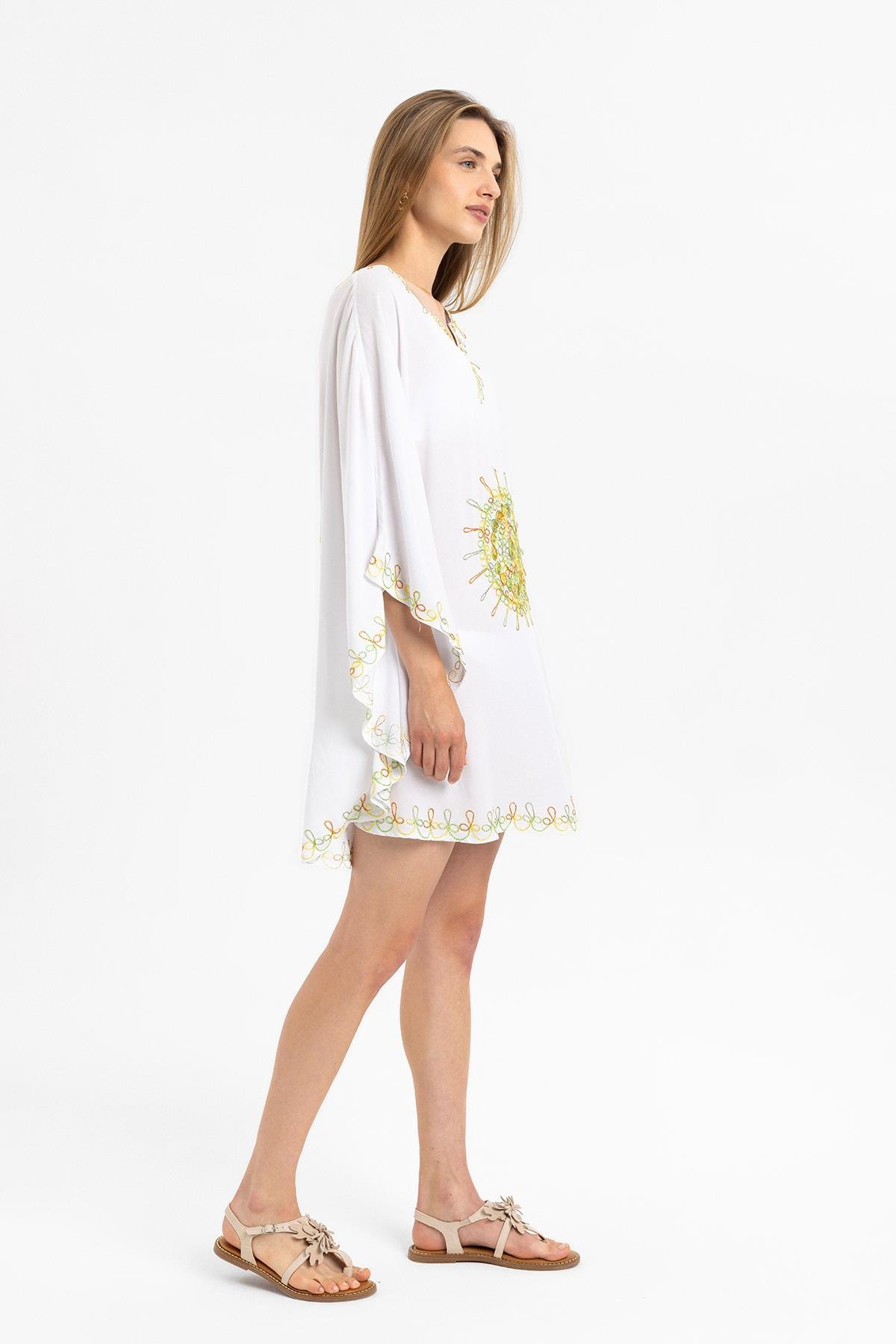 Beyaz Şile Bezi Yarasa Kollu İşlemeli Kısa Yazlık Astarsız Plaj Pamuklu Kaftan Elbise