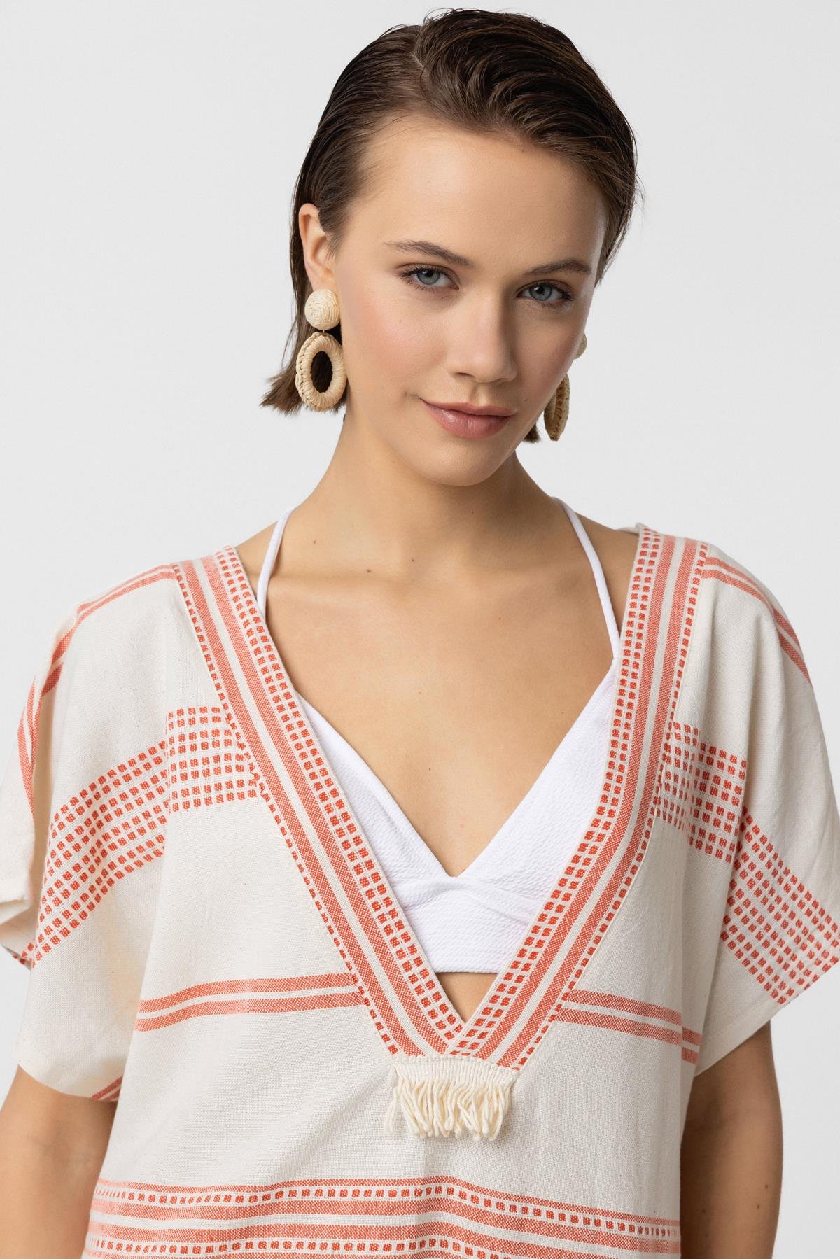 Beyaz Turuncu Şile Bezi Püskül Detaylı Kısa Kollu V yaka Yazlık Astarsız Plaj Pamuklu Elbise