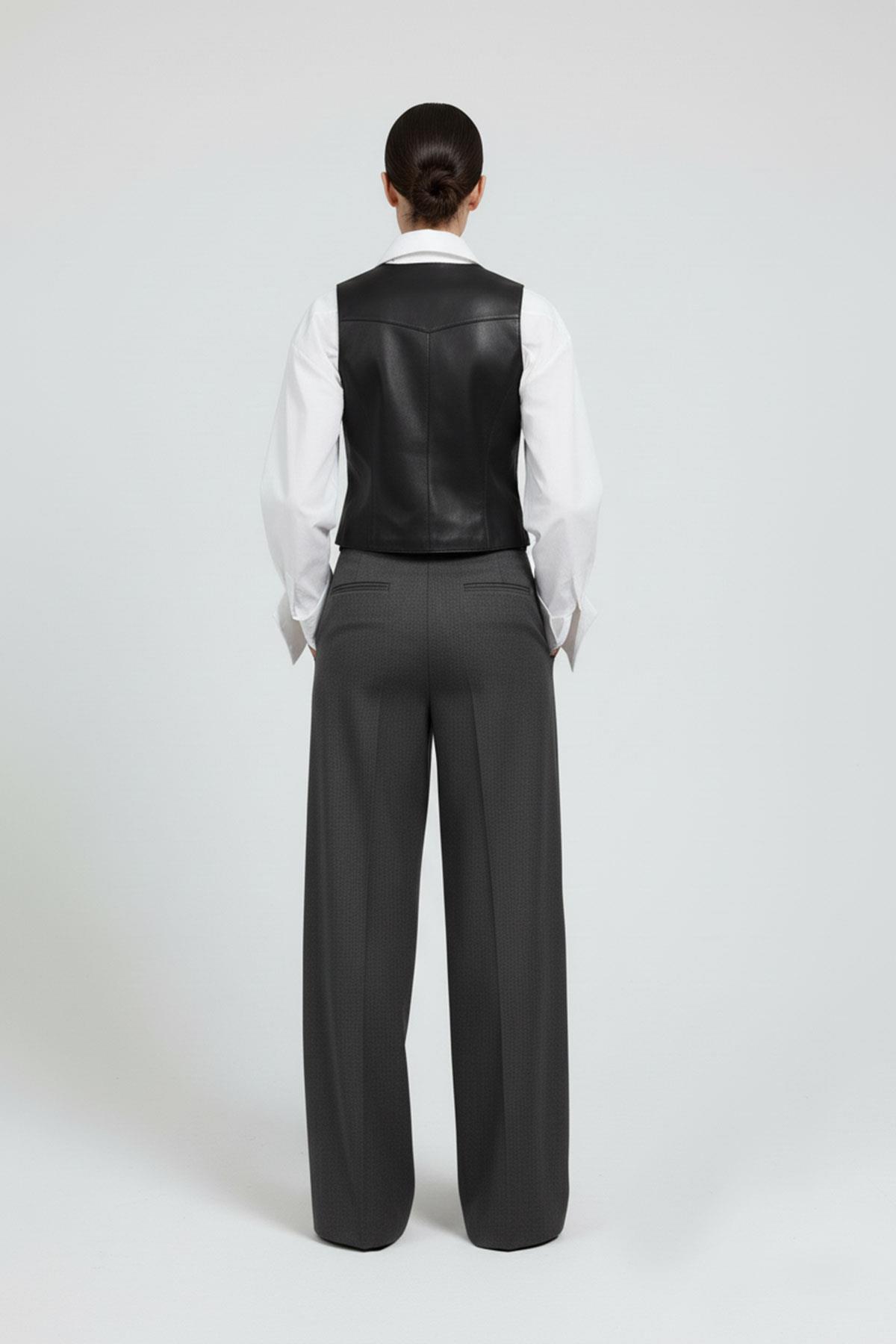 Carla Siyah Hakiki Deri Kadın Yelek