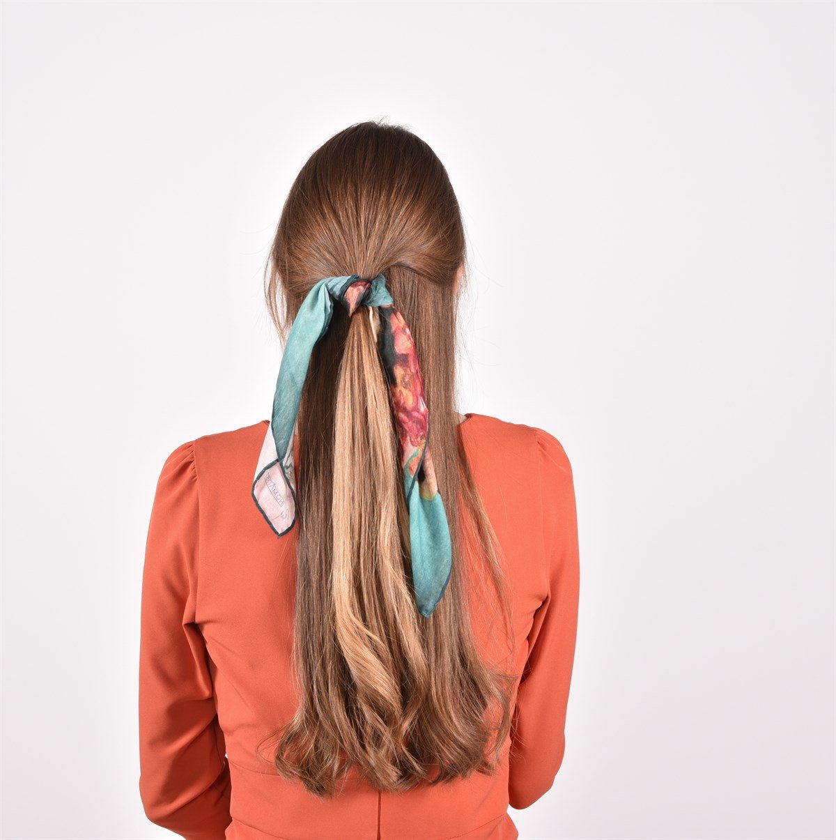 FRİDA KAHLO BUTTERFLY DESENLİ BANDANA