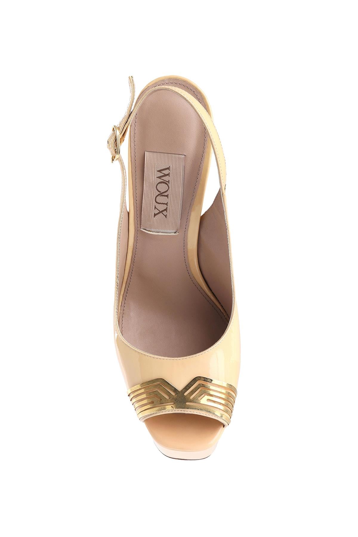 Gold Accent Nude Platform Topuklu Ayakkabı 