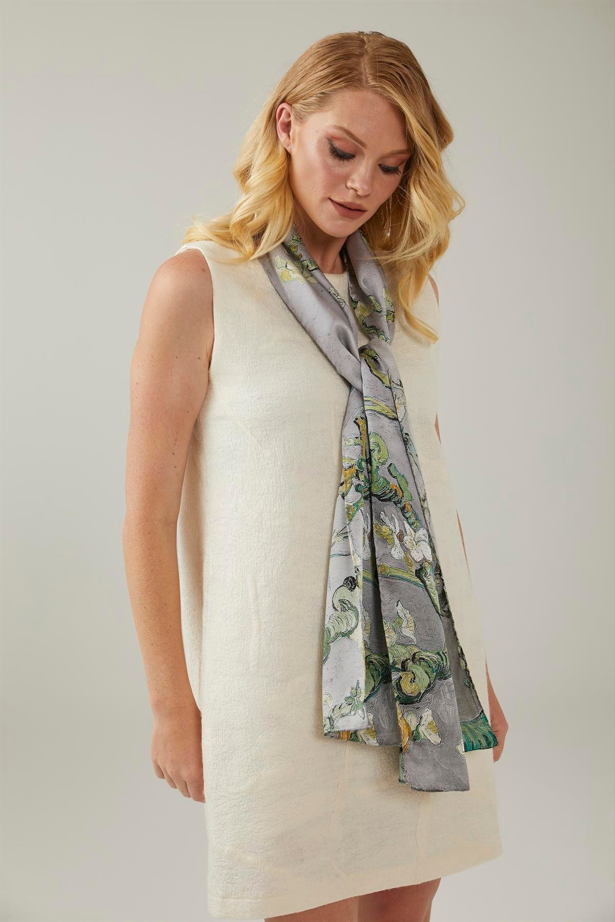 Gri Van Gogh Almond Blossoms 50x170 Ipek Fular Eşarp