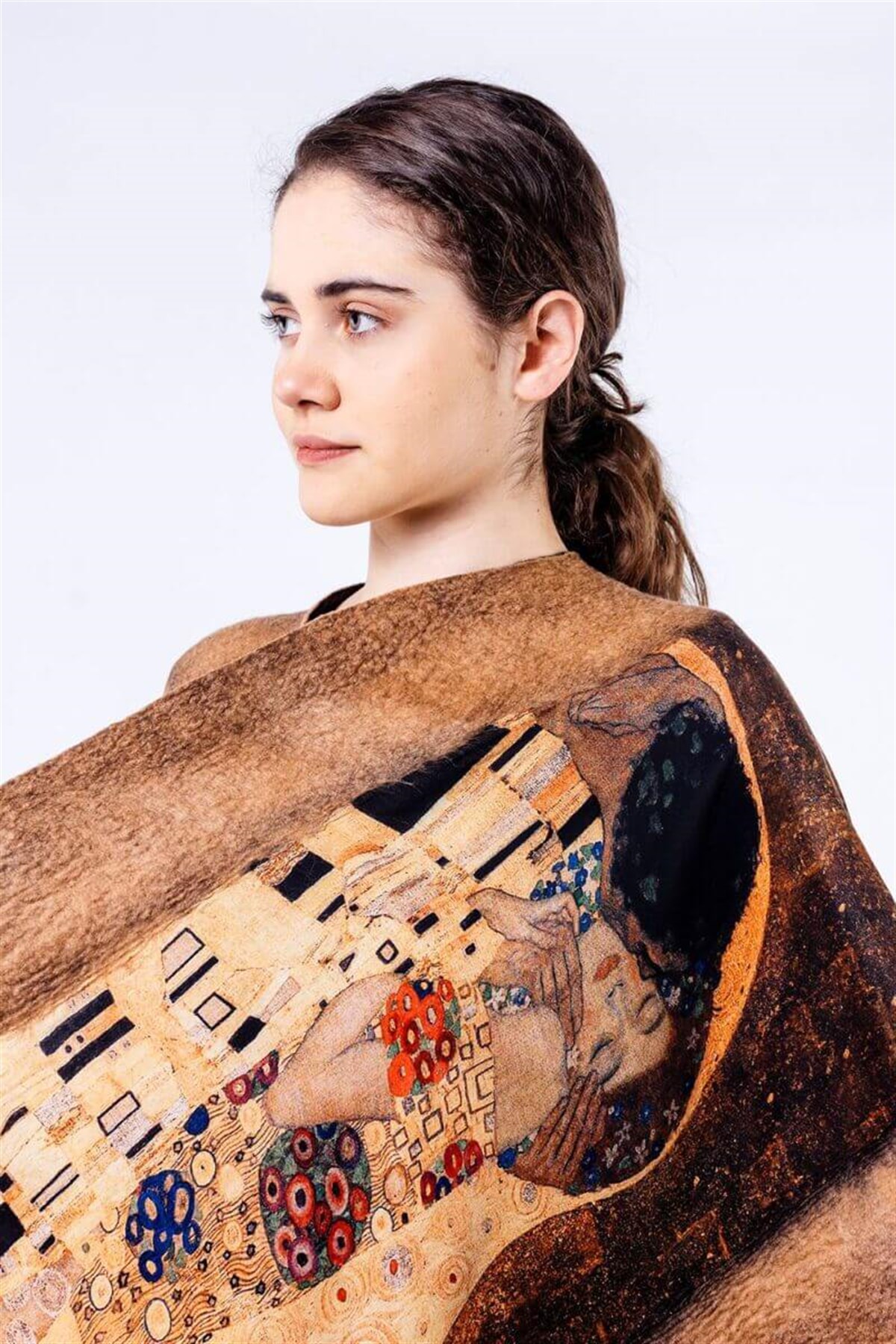 İPEK KEÇE PANÇO 44