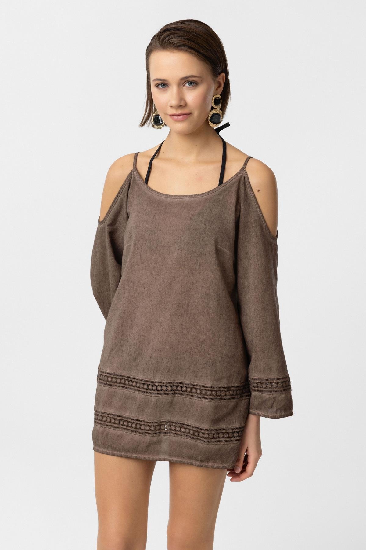 Kahve İnce Askılı Dantel Detaylı Truvakar Kol Pamuklu Gömlek