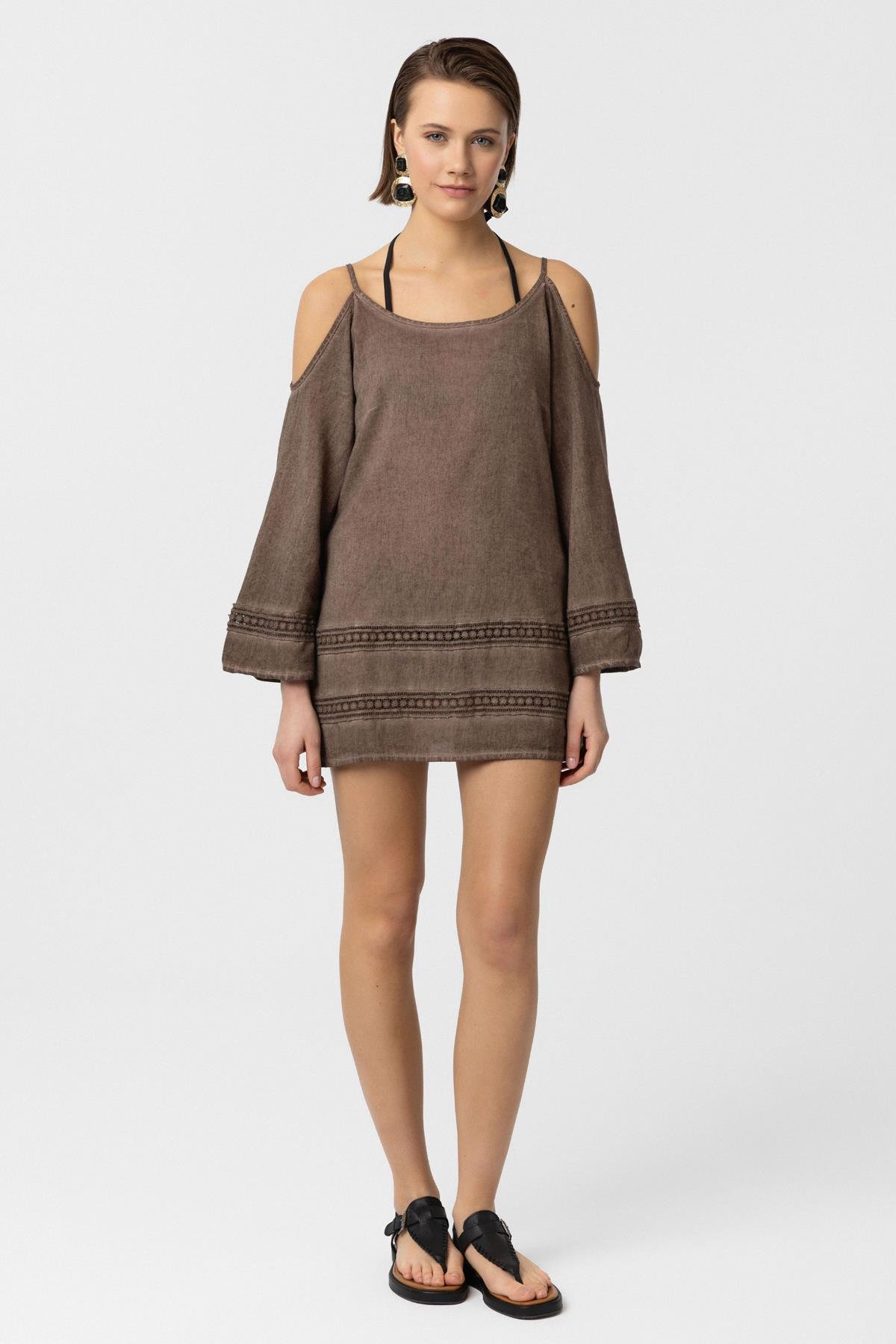 Kahve İnce Askılı Dantel Detaylı Truvakar Kol Pamuklu Gömlek