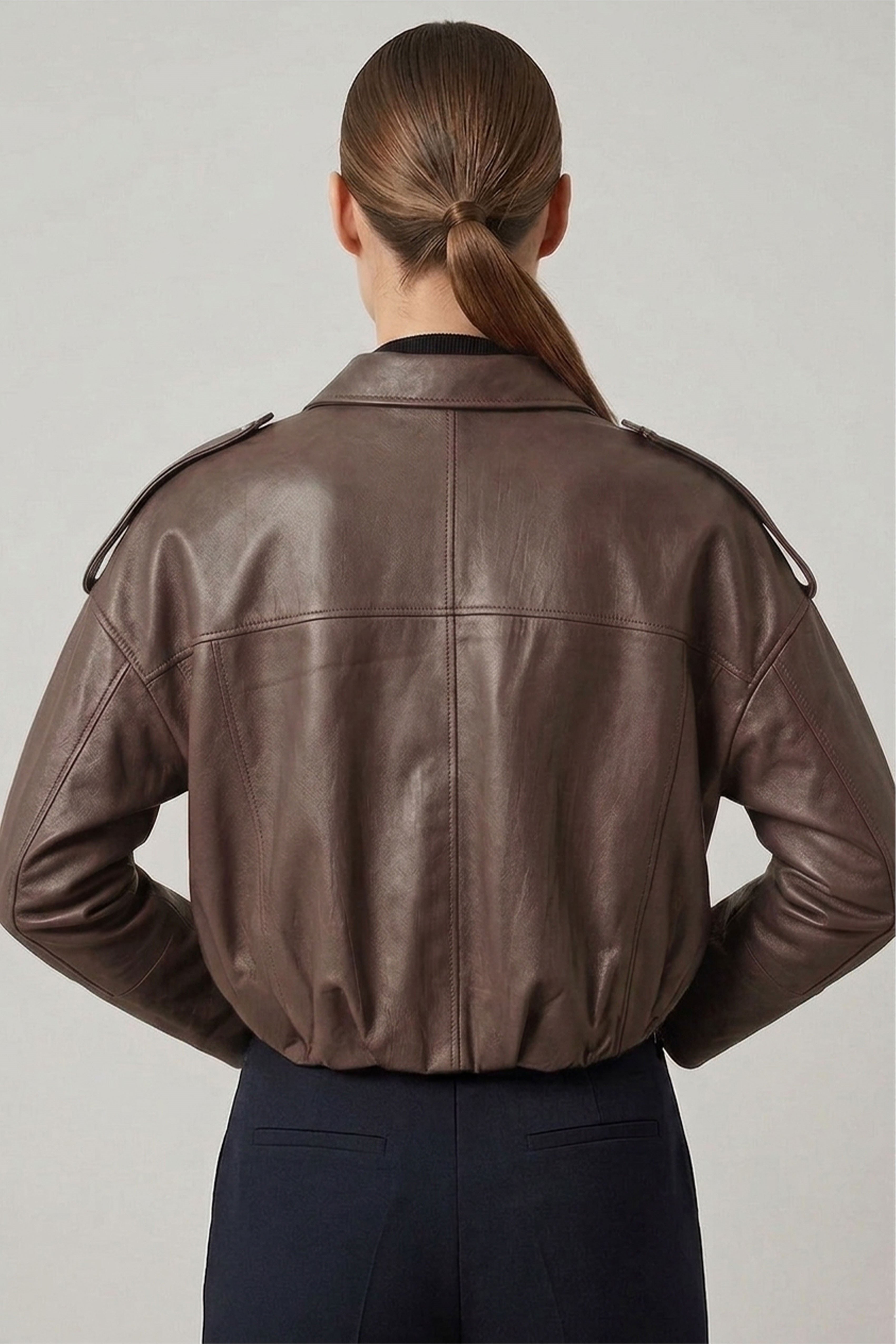 Kahverengi Hakiki Deri Oversize Crop Kemerli Omuz Apolet Detaylı Kadın Ceket