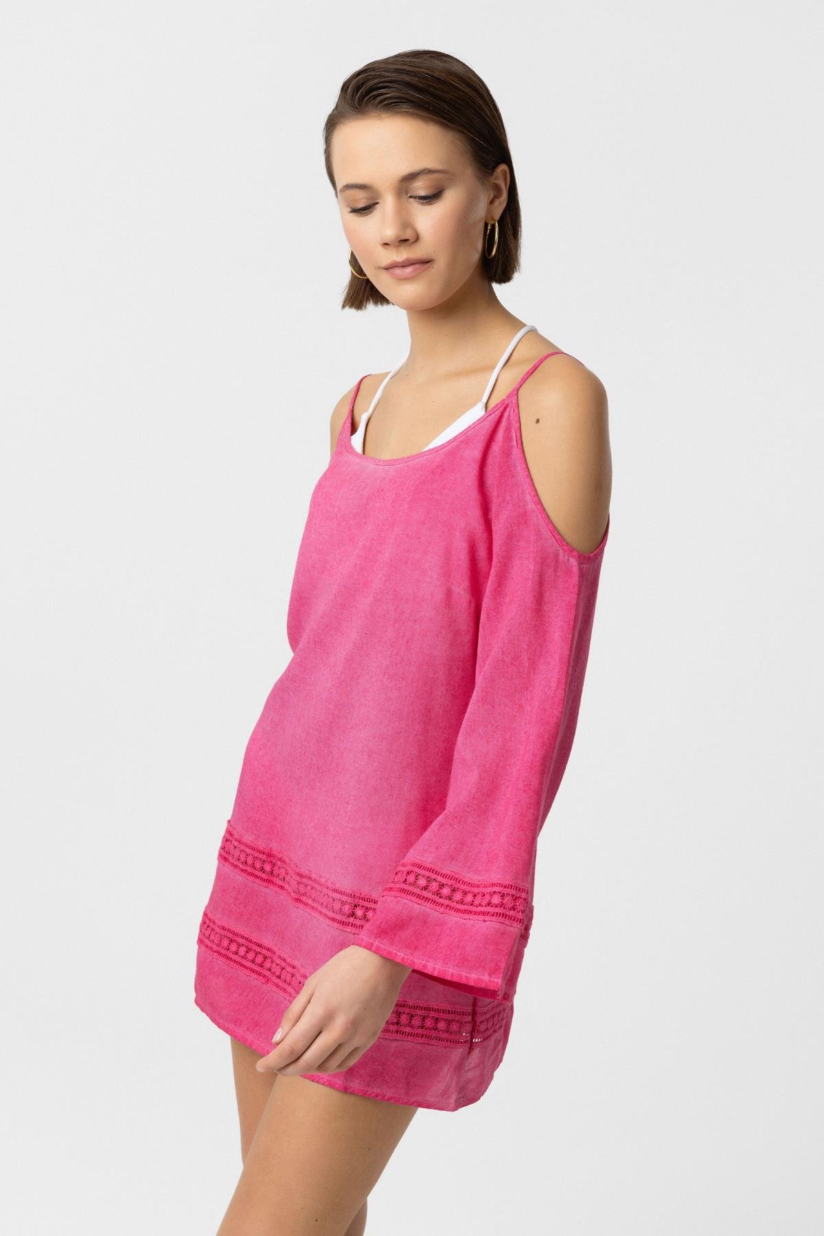 Pembe İnce Askılı Dantel Detaylı Truvakar Kol Pamuklu Gömlek