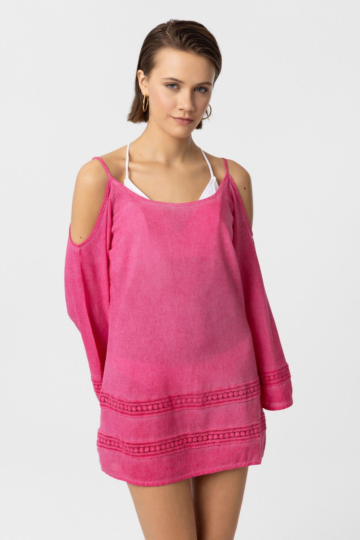 Pembe İnce Askılı Dantel Detaylı Truvakar Kol Pamuklu Gömlek