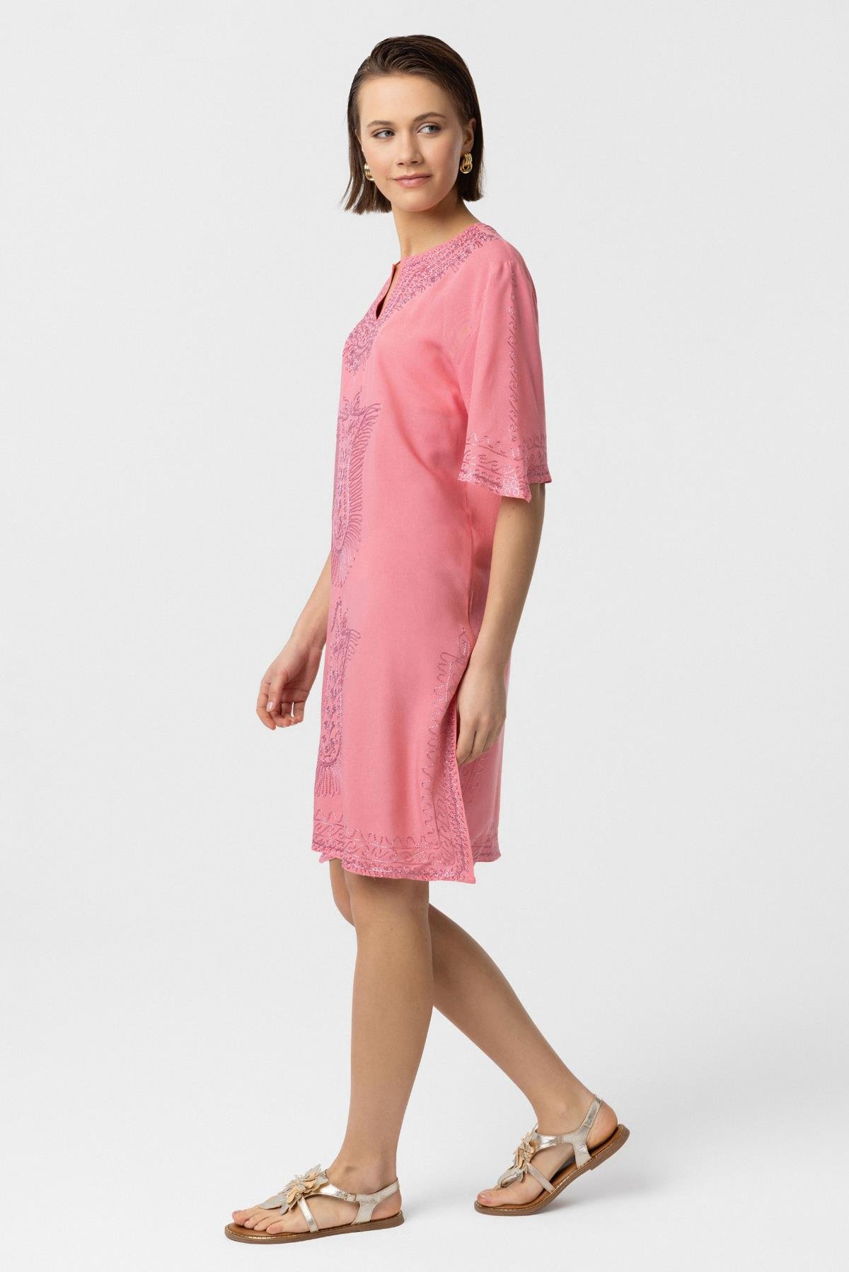 Pembe İşlemeli Uzun Kollu Astarsız Pamuklu Kısa Elbise