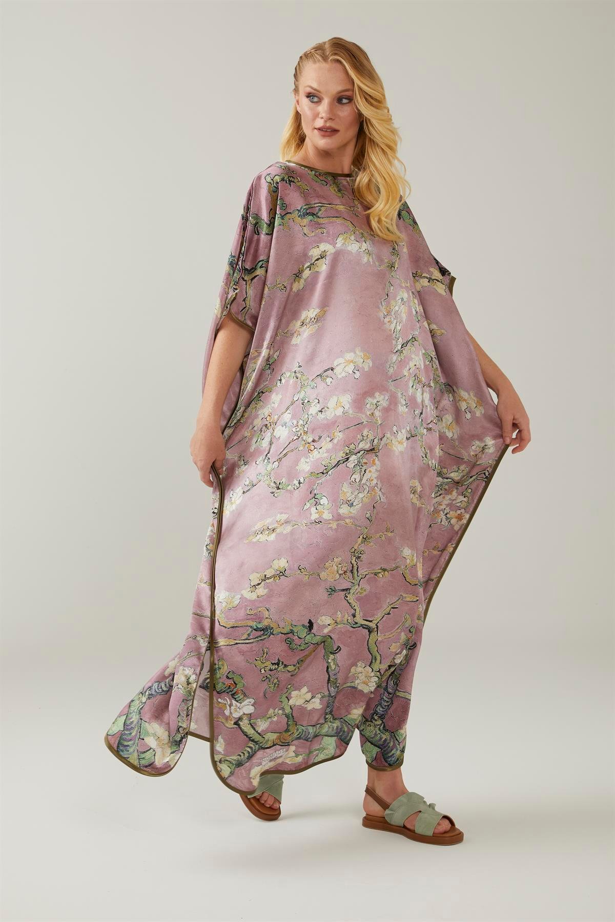 Pembe Van Gogh Almond Blossoms Desenli İpek Elbise