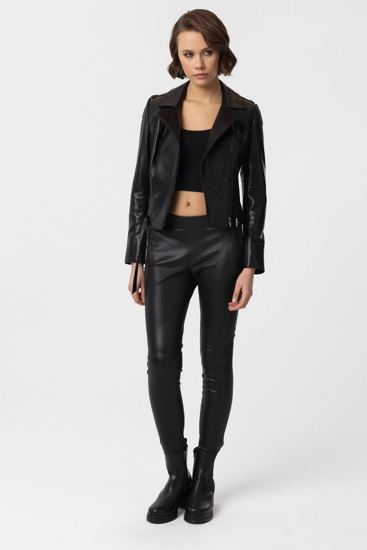 Siyah Ella Kadın Fermuarlı Biker Motorcu Kemerli Kısa Hakiki Deri Mont