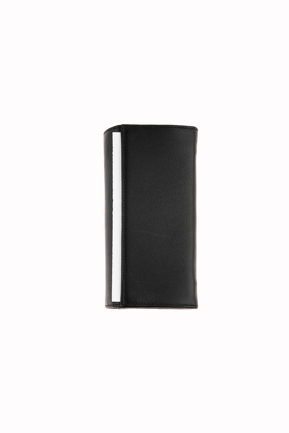 Black Snap Detailed WomenS Leather Wallet