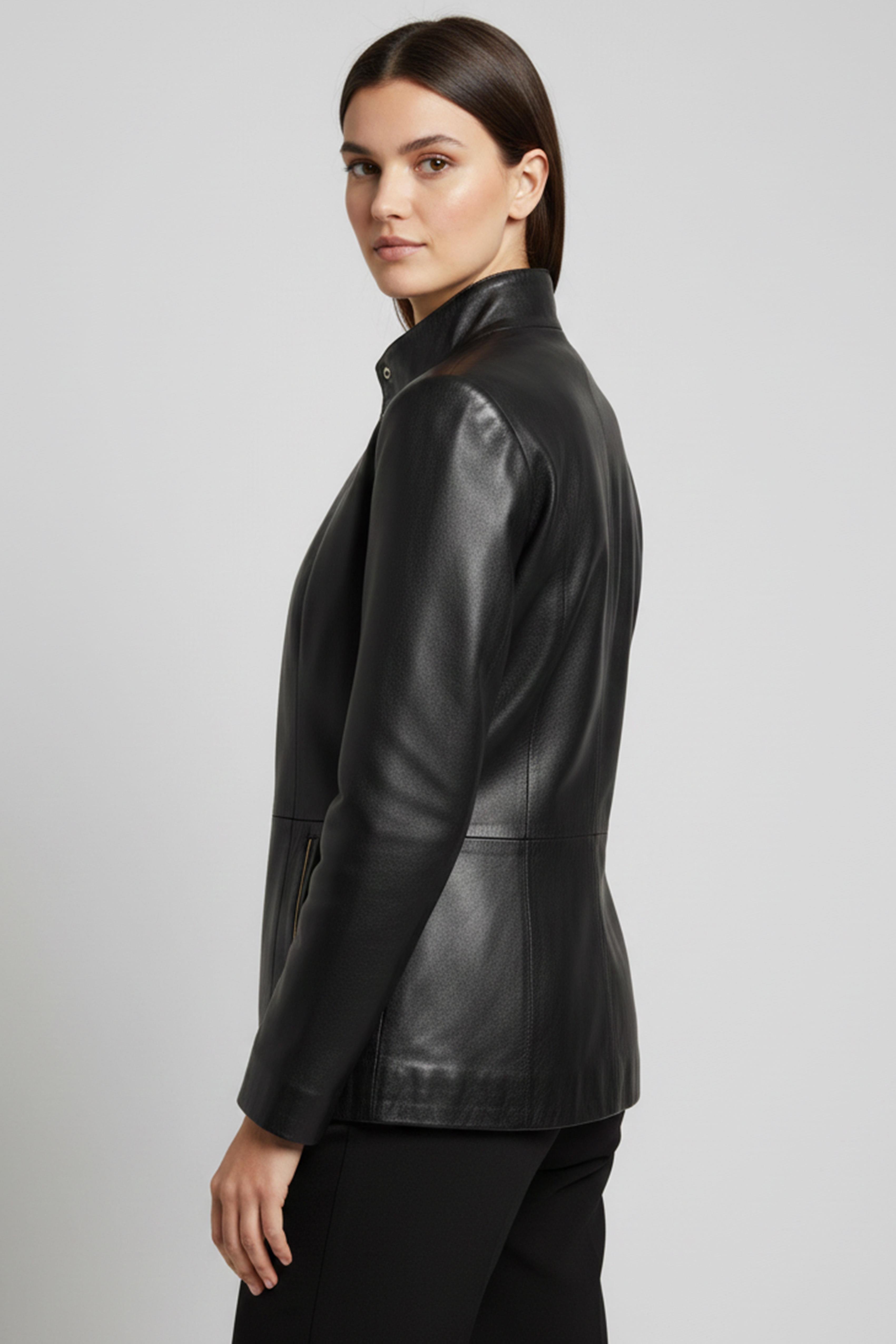 Siyah Lauretta Fermuarlı Bej Garnili Hakim Yaka Geniş Kesim Astarlı Kadın Hakiki Deri Kaban