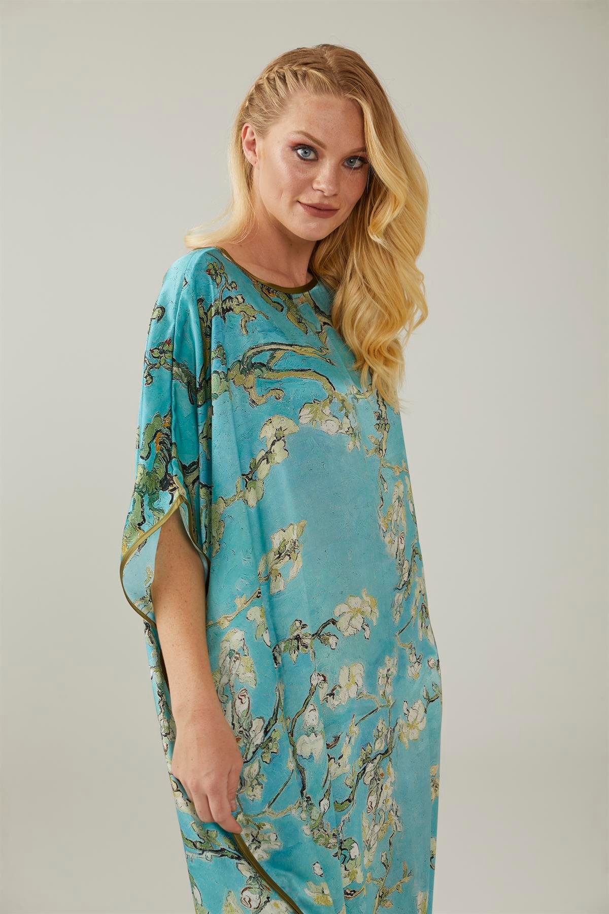 Turkuaz Van Gogh Almond Blossoms Desenli İpek Elbise
