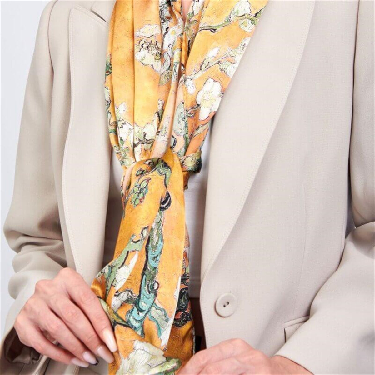 VAN GOGH ALMOND BLOSSOMS DESENLİ FULAR