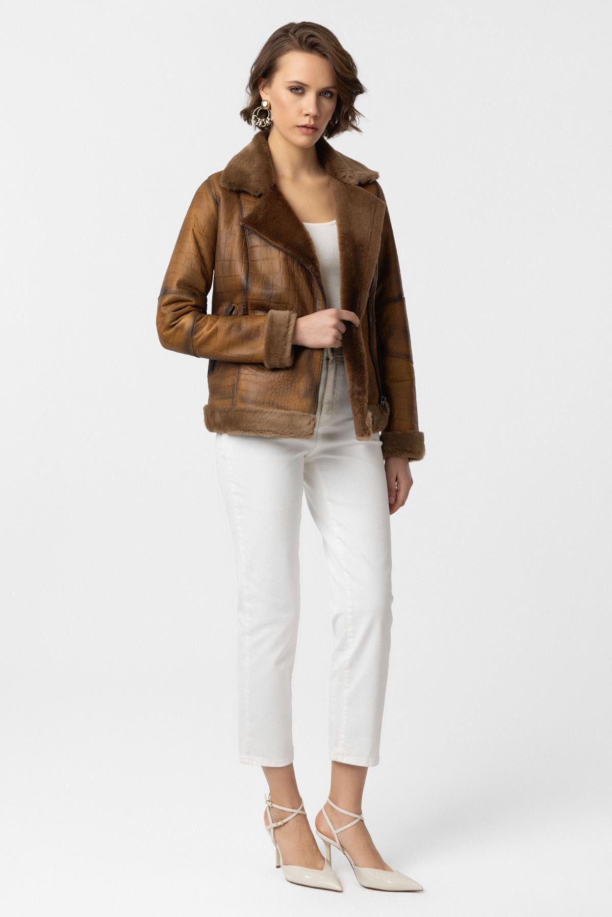 Violet Whiskey Women Fur Coat