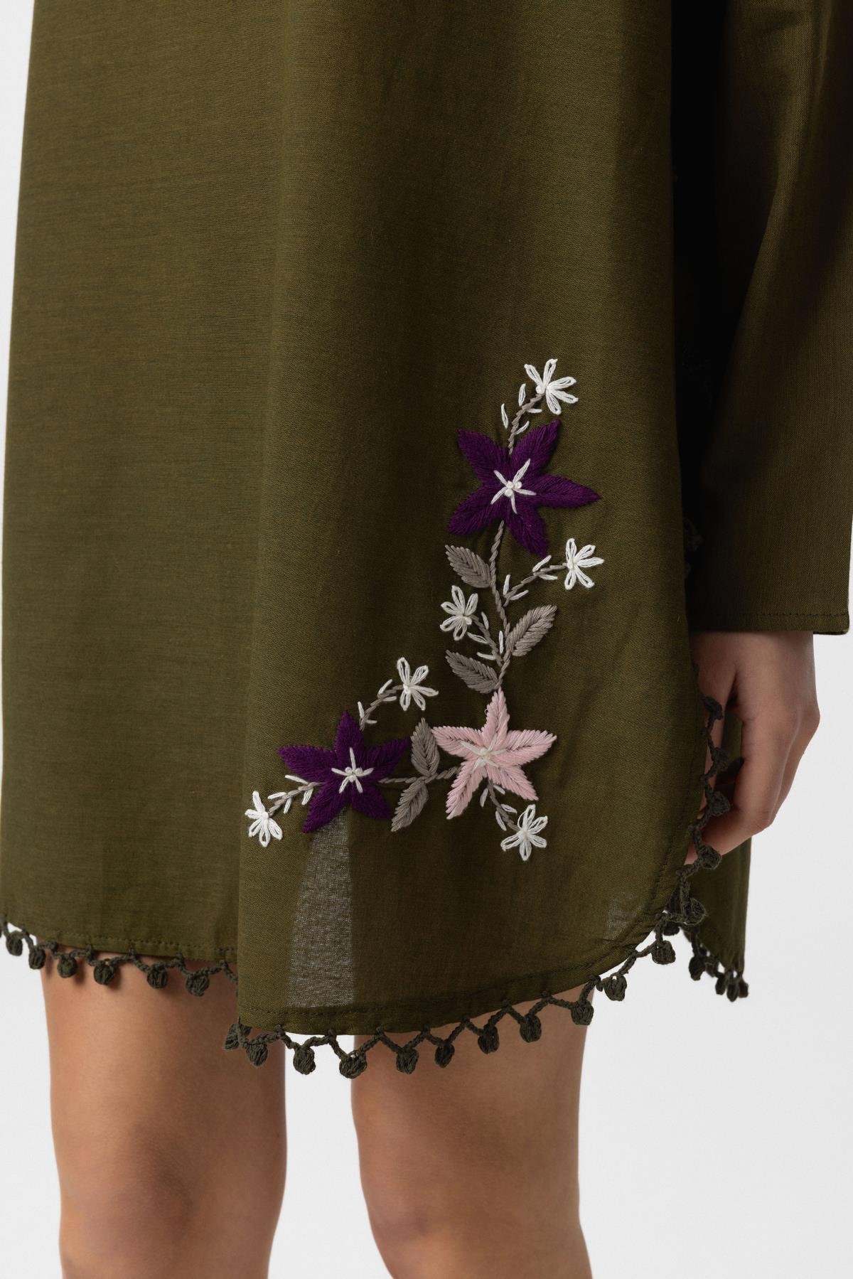 Yeşil Nakış İşlemeli Uzun Kollu Pamuklu Bluz Elbise