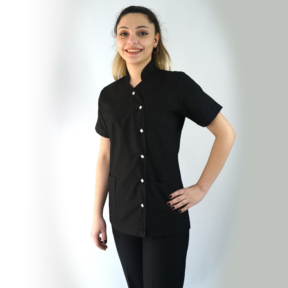 Helena Modeli, siyah takım, siyah biyeli