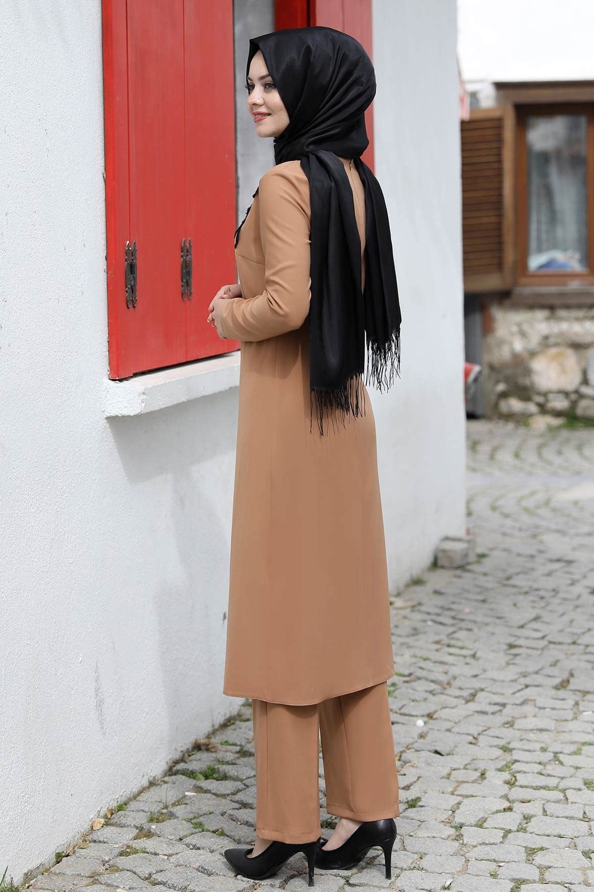 ZÜMRA TAKIMAHN181-CAMELAhunisa
