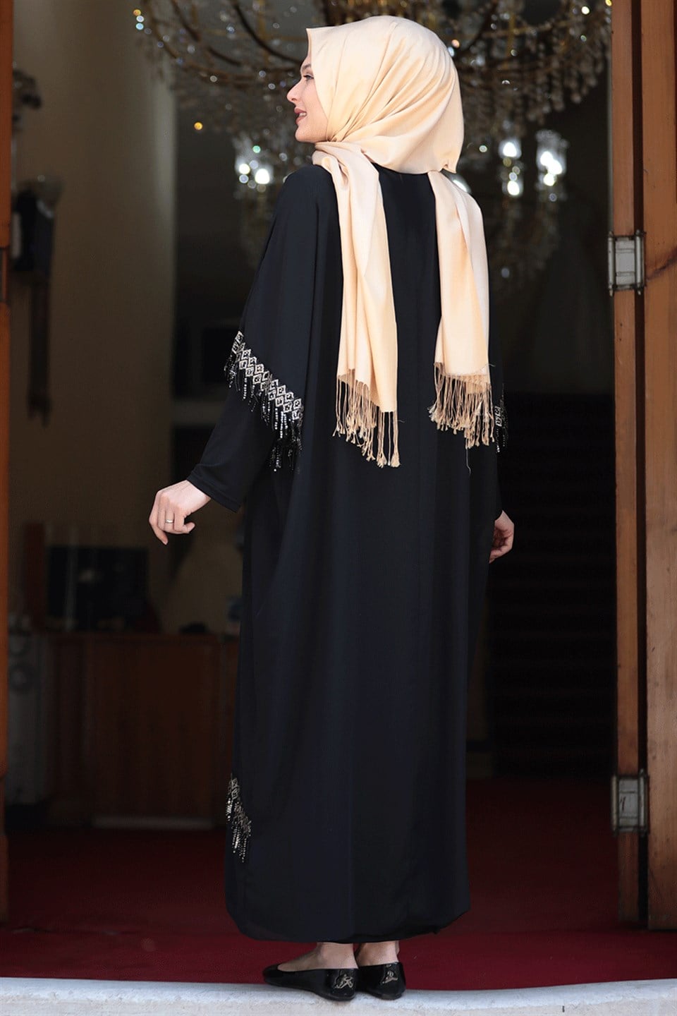 AMH562-SİYAHAmine Hüma