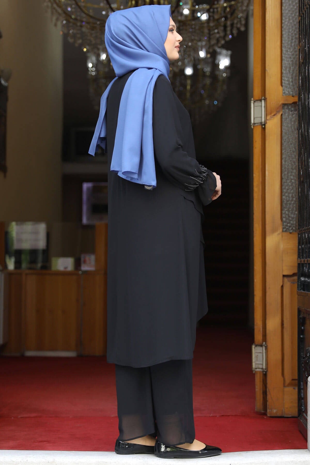AZRA TAKIMAMH706-SİYAHAmine Hüma