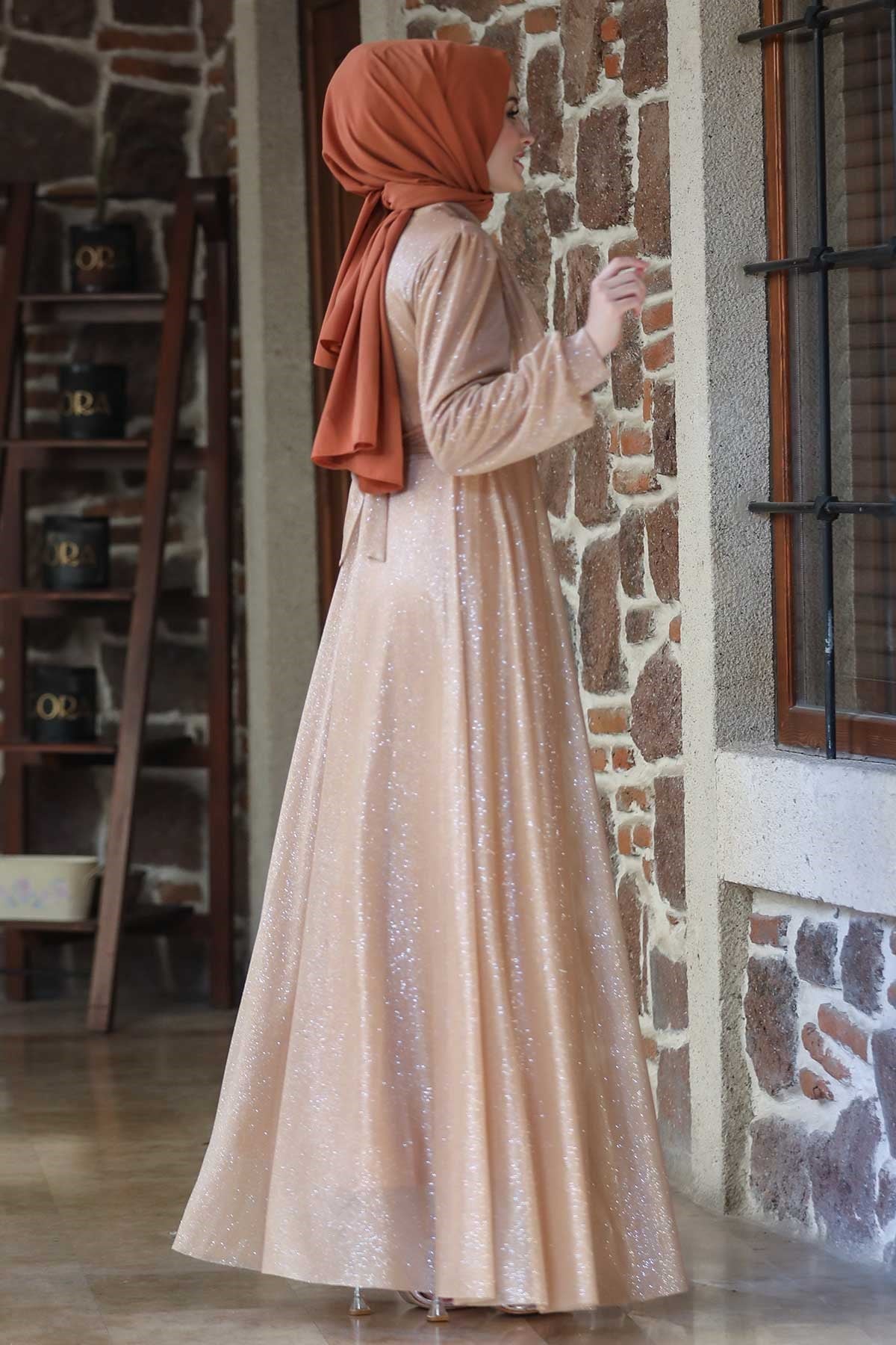 ELMAS ABİYEAMH750-GOLDAmine Hüma