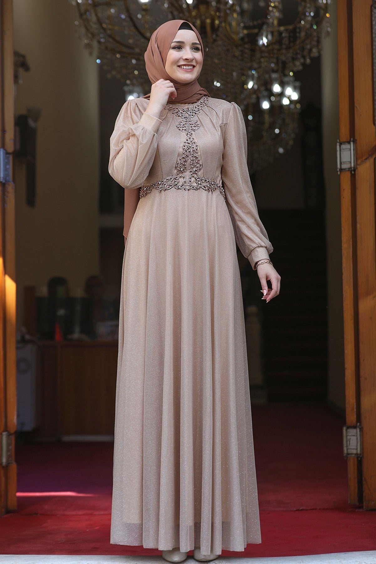 MİRAY ABİYEAMH790-GOLDAmine Hüma