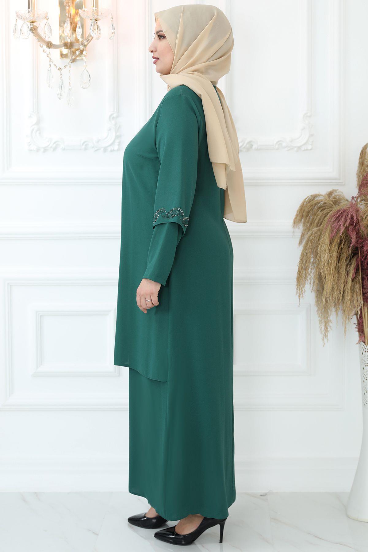 Kristal Taşlı Abiye Zümrüt AMH832AMH832-ZÜMRÜTAmine Hüma