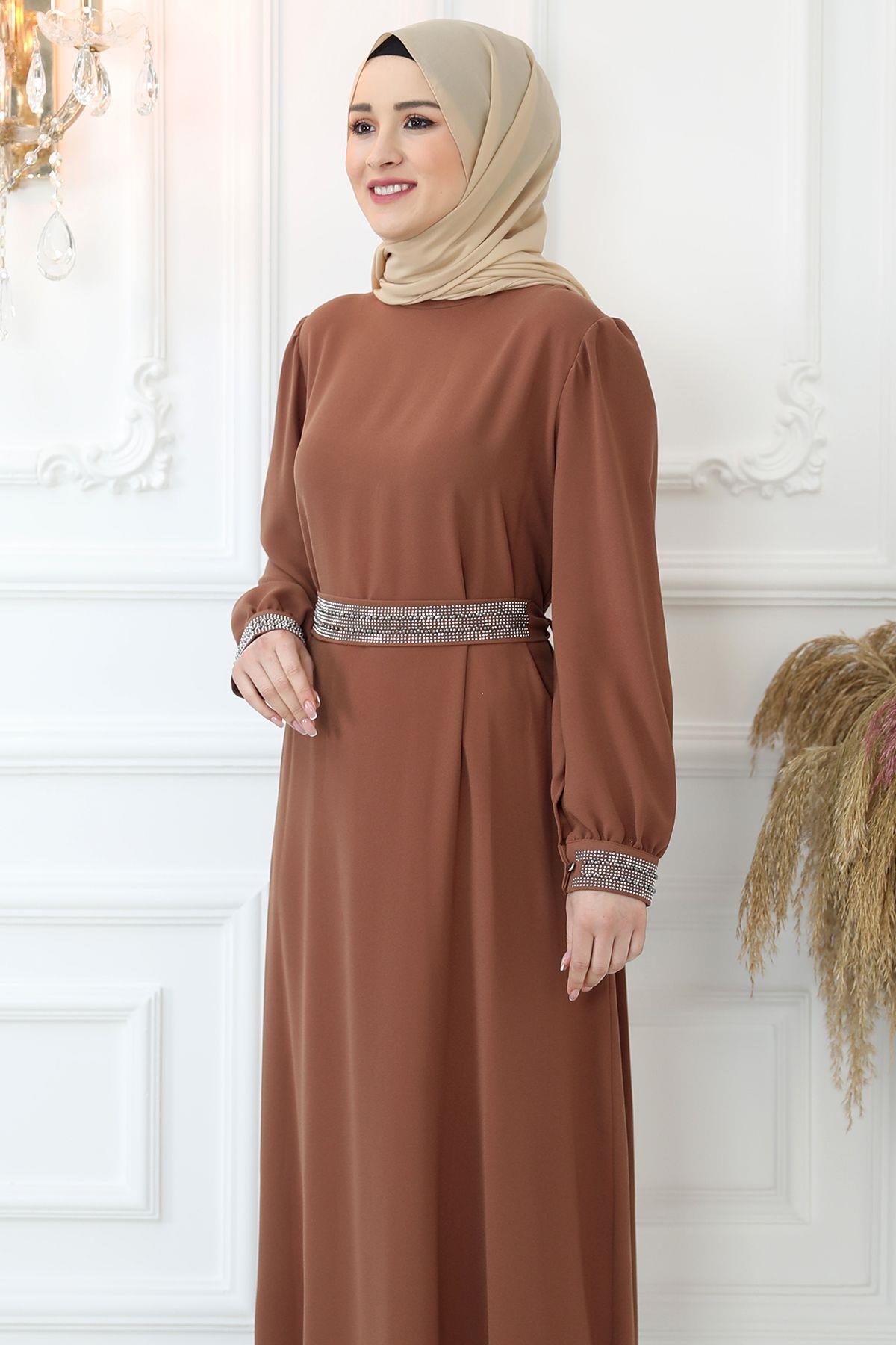 İDİL ABİYEAMH848-CAMELAmine Hüma