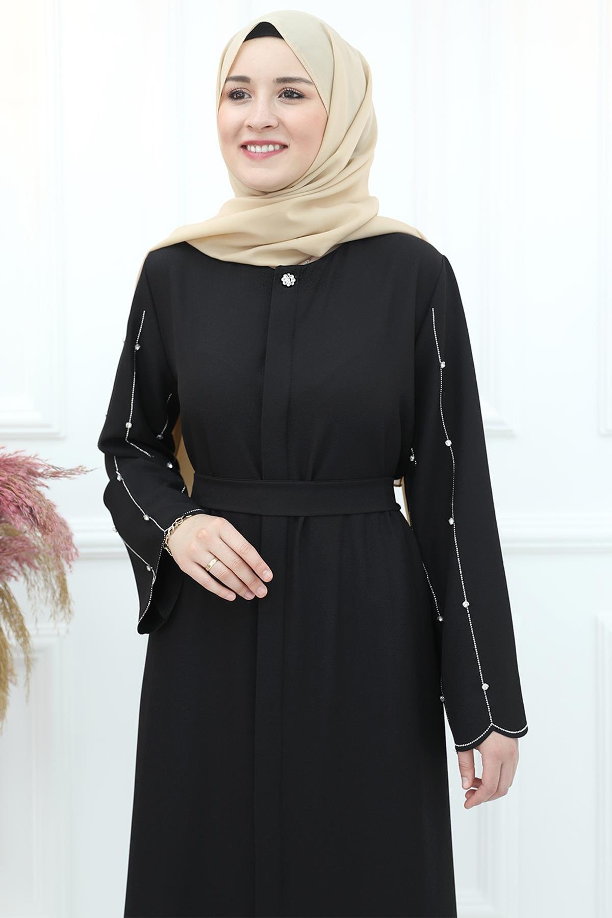 ESLEM FERACEAMH904-SİYAHAmine Hüma