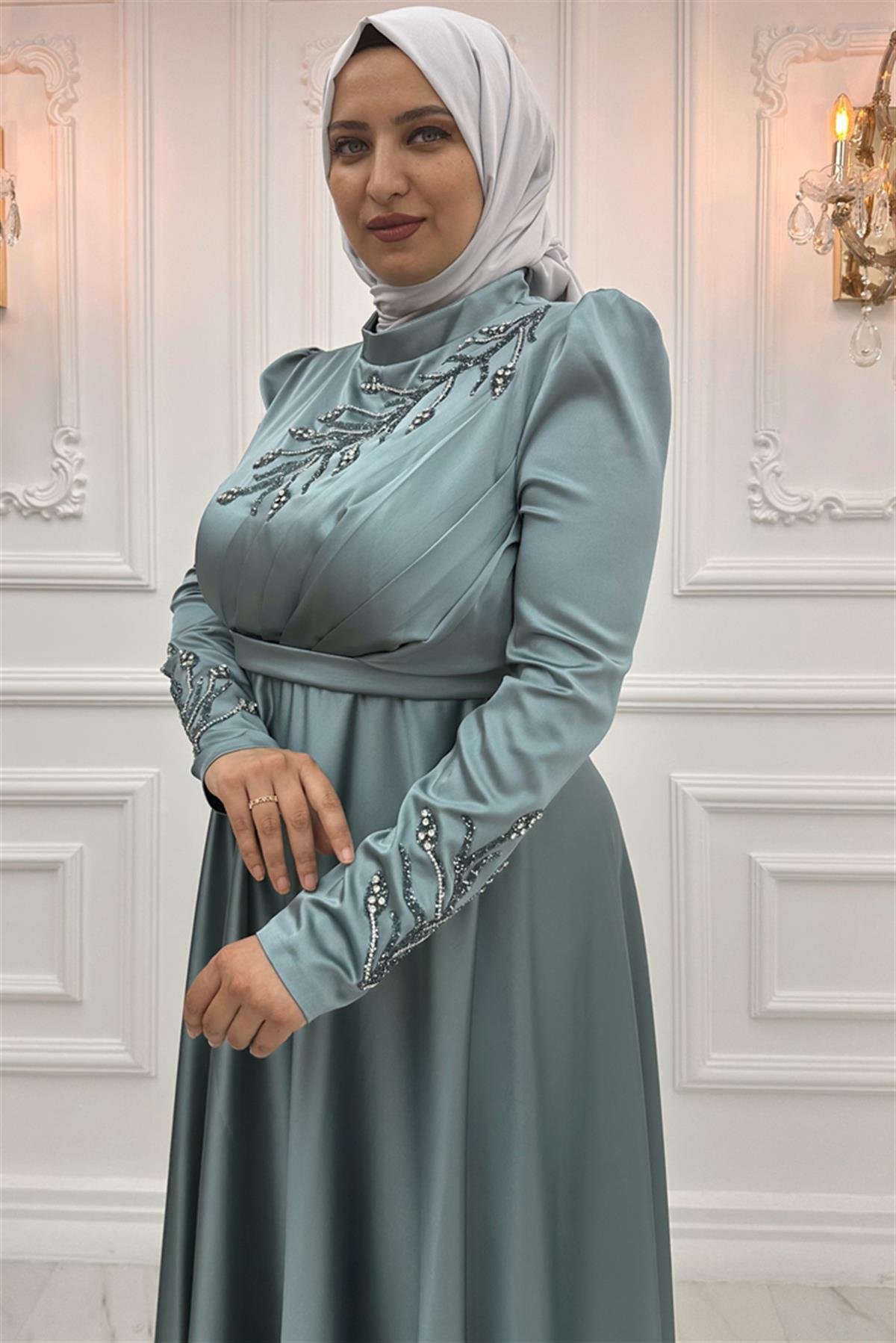 BERRAK ABİYEAMH912-ÇAĞLA YEŞİLİAmine Hüma