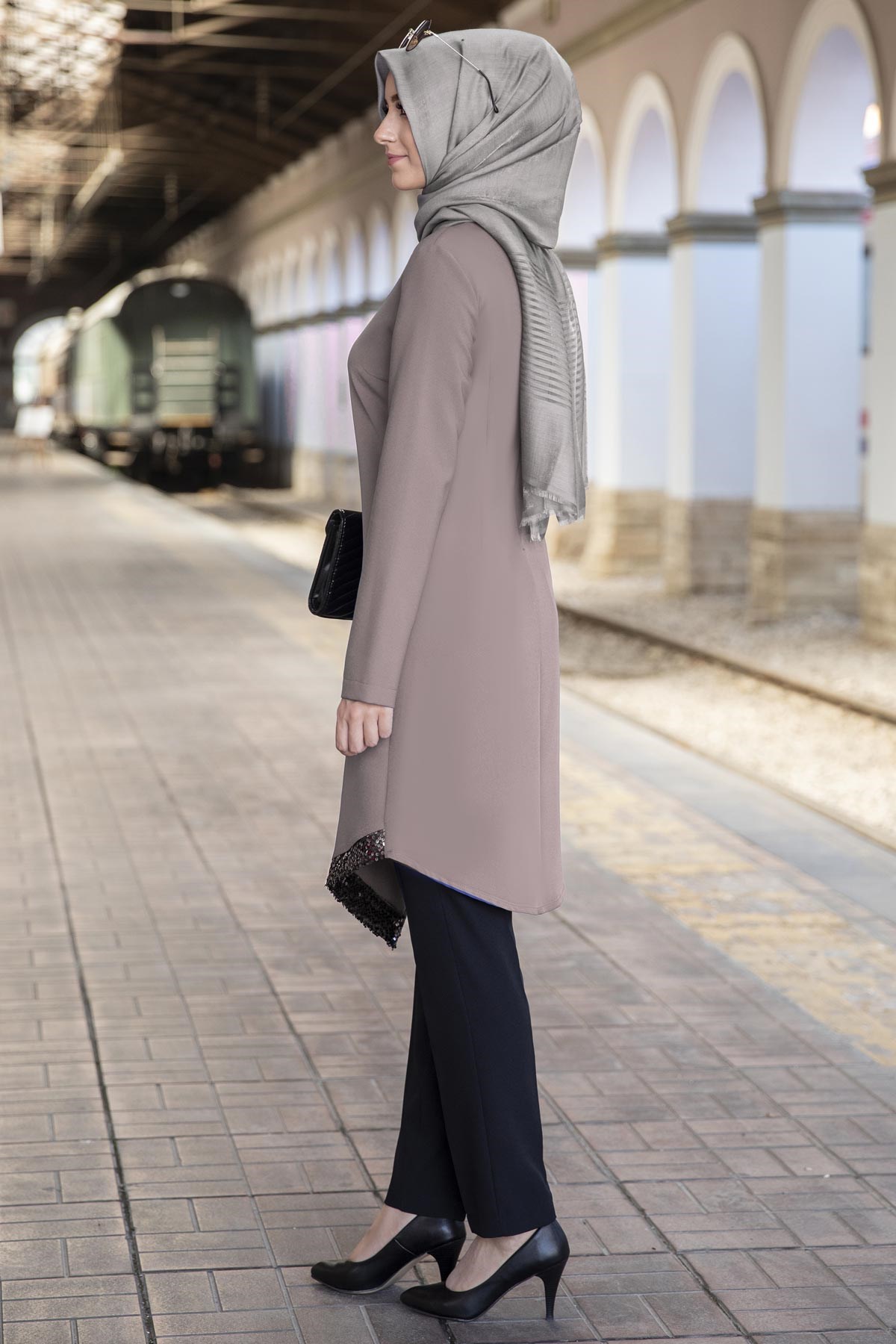 ASLIM İKİLİ TAKIMANR05-VİZONAhunur Moda