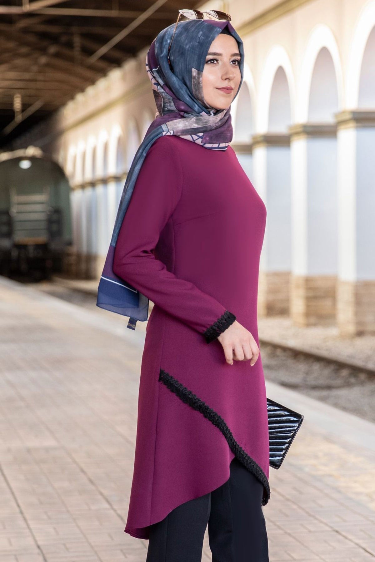 BUSE İKİLİ TAKIMANR09-MÜRDÜMAhunur Moda