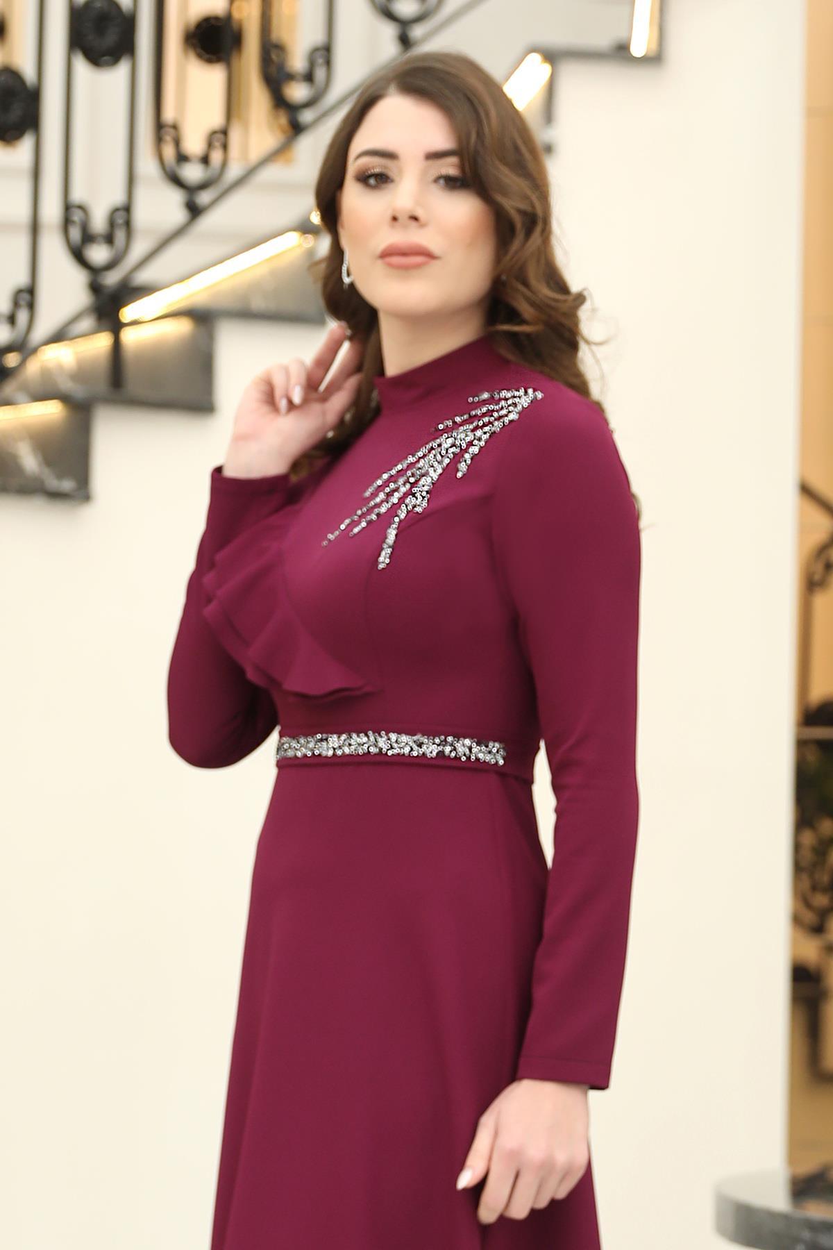 Robe Frilly Stone Prune ELB40
ELB40-MÜRDÜMElben