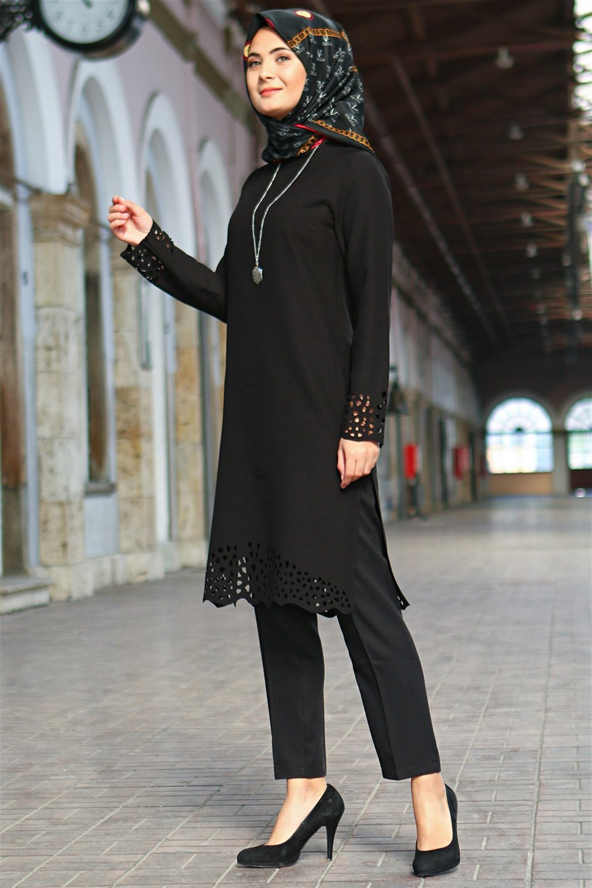 FHM520-SİYAHFahima
